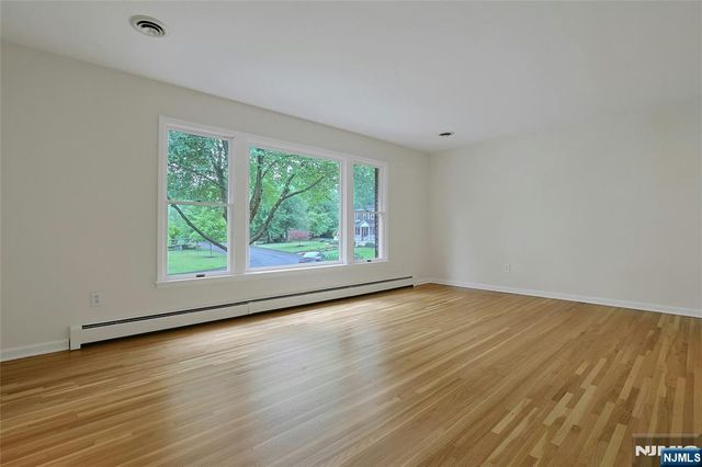 101 S Colonial Drive, Harrington Park, NJ 07640