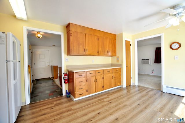 5 Garrison Terrace, Bloomfield, CT 06002