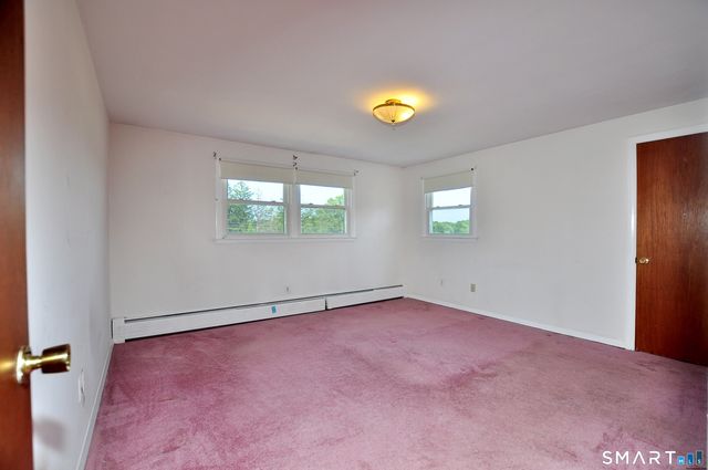5 Garrison Terrace, Bloomfield, CT 06002