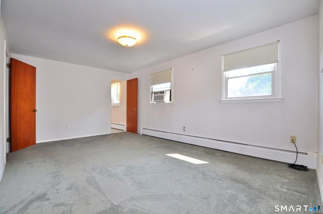 5 Garrison Terrace, Bloomfield, CT 06002
