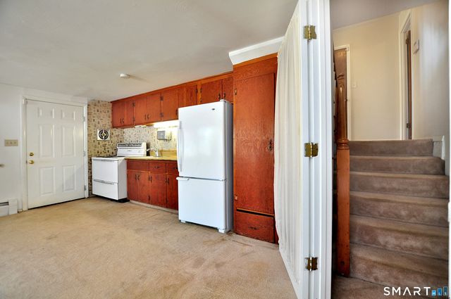5 Garrison Terrace, Bloomfield, CT 06002