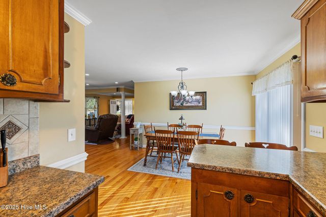 631 E Sanders Street, Four Oaks, NC 27524