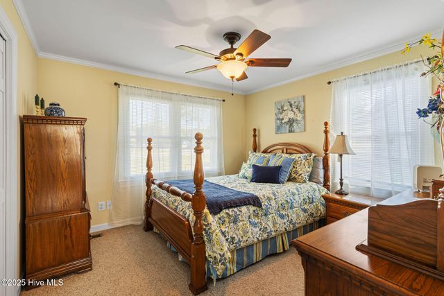 631 E Sanders Street, Four Oaks, NC 27524