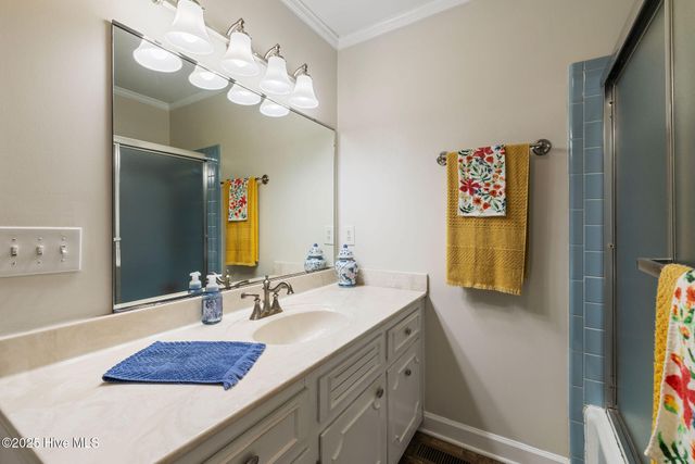 631 E Sanders Street, Four Oaks, NC 27524