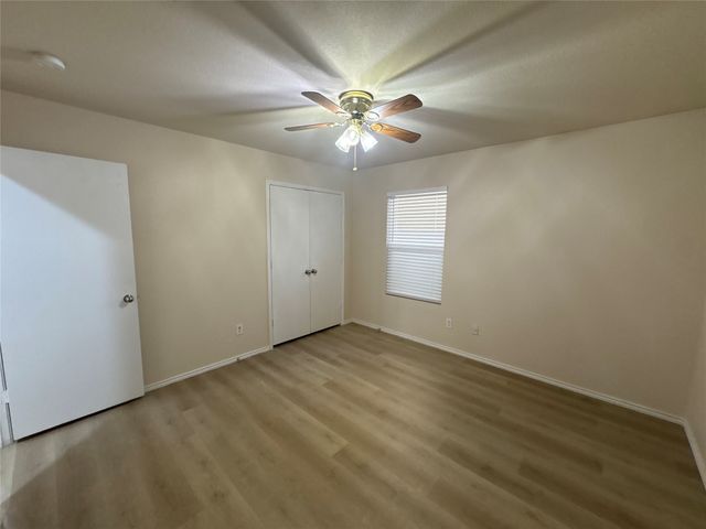 9121 Old Clydesdale Drive, Fort Worth, TX 76123