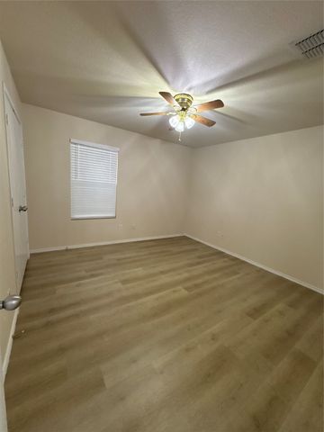 9121 Old Clydesdale Drive, Fort Worth, TX 76123