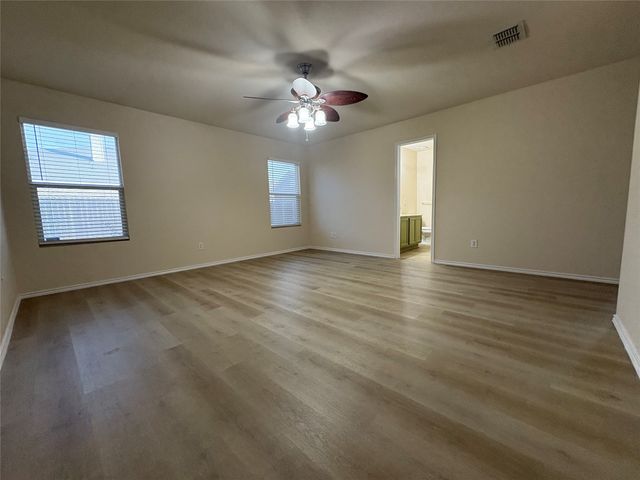 9121 Old Clydesdale Drive, Fort Worth, TX 76123