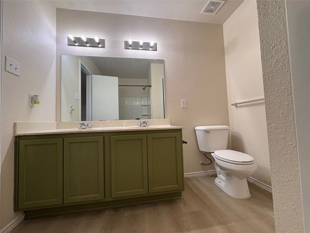 9121 Old Clydesdale Drive, Fort Worth, TX 76123