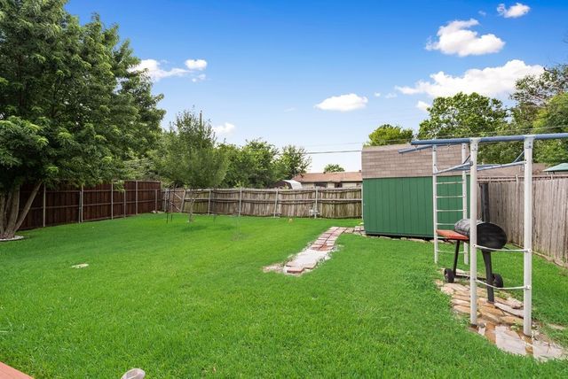 1604 Summit Street, Mesquite, TX 75149