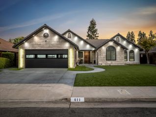 411 E Swallow Court, Fresno, CA 93730