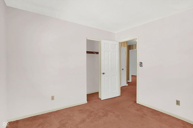 10020 Holaday Drive, Carmel, IN 46032