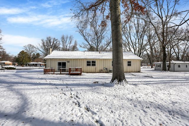 10020 Holaday Drive, Carmel, IN 46032