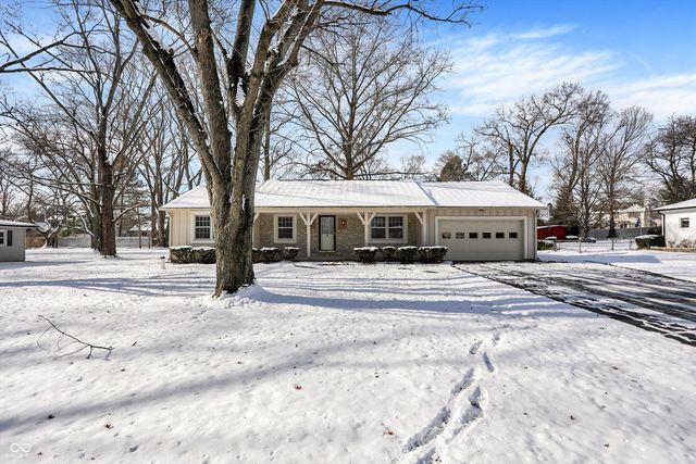 10020 Holaday Drive, Carmel, IN 46032
