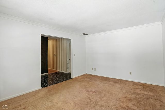 10020 Holaday Drive, Carmel, IN 46032