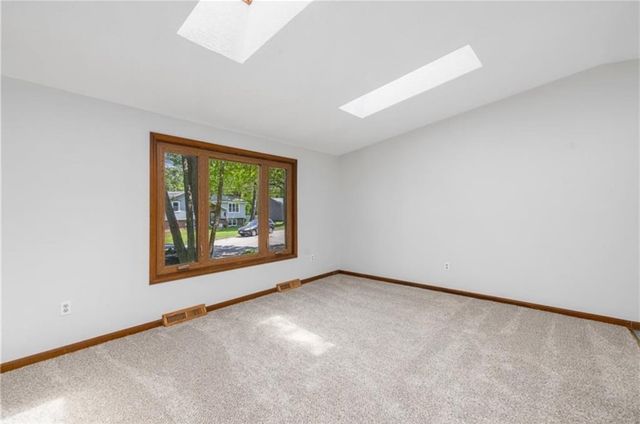 85 Birkshire Drive, Warwick, RI 02886