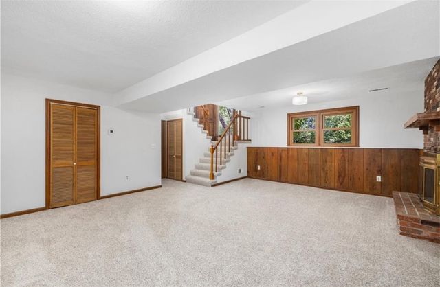 85 Birkshire Drive, Warwick, RI 02886