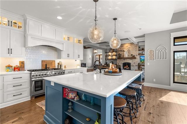 9707 S Perdue Road, Grain Valley, MO 64029