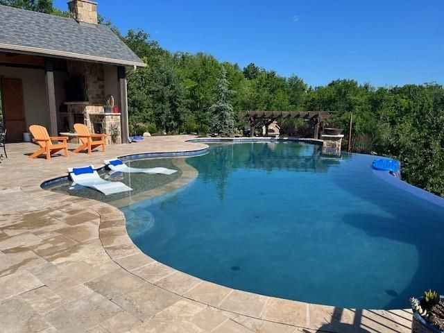 9707 S Perdue Road, Grain Valley, MO 64029