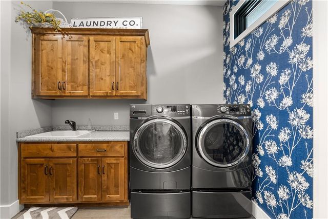 9707 S Perdue Road, Grain Valley, MO 64029