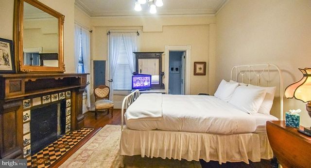 1604 19TH ST NW, Washington, DC 20009