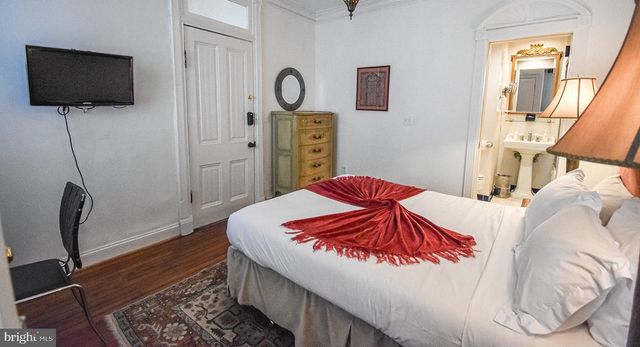 1604 19TH ST NW, Washington, DC 20009