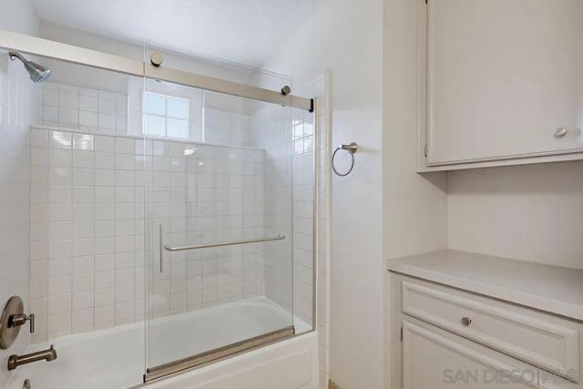 4204 3rd Ave 11, San Diego, CA 92103