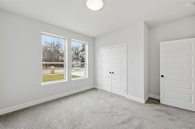 1508 E 6th Avenue, Corsicana, TX 75110