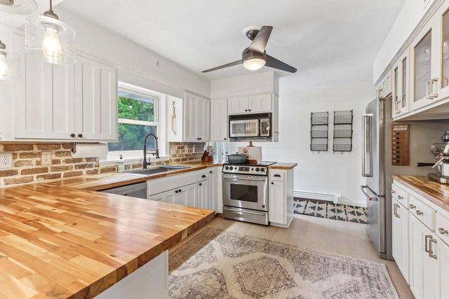513 Prospect Road, Waunakee, WI 53597