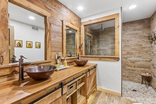 513 Prospect Road, Waunakee, WI 53597