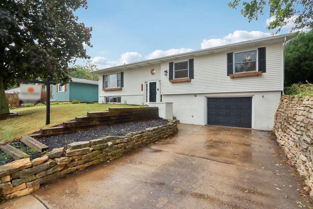 513 Prospect Road, Waunakee, WI 53597