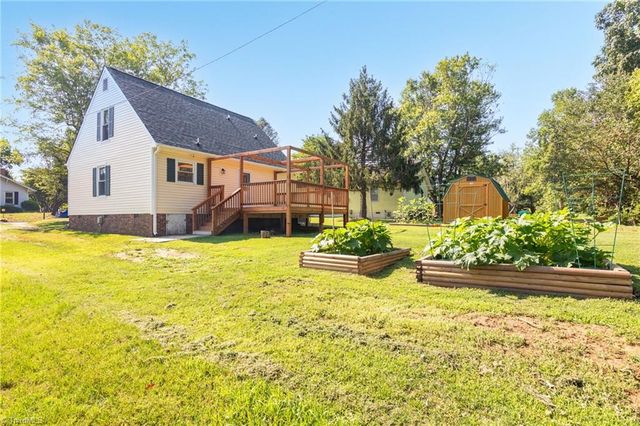 1615 Upland Drive, Greensboro, NC 27405