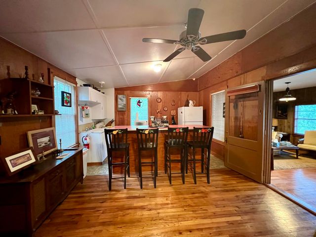 19899 Southside Circle, Winona, TX 75792