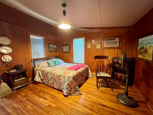 19899 Southside Circle, Winona, TX 75792