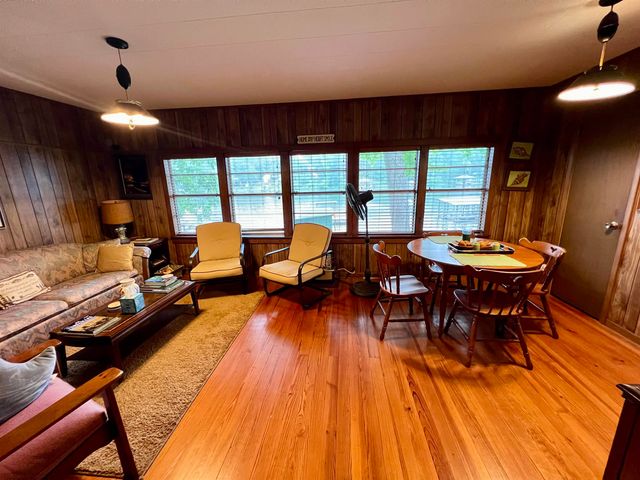 19899 Southside Circle, Winona, TX 75792