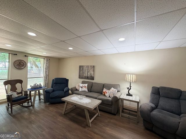 124 Church Street, Moreland, GA 30259
