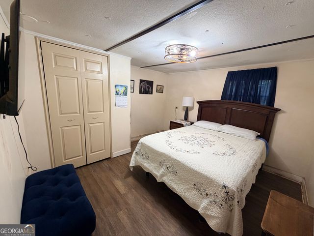 124 Church Street, Moreland, GA 30259