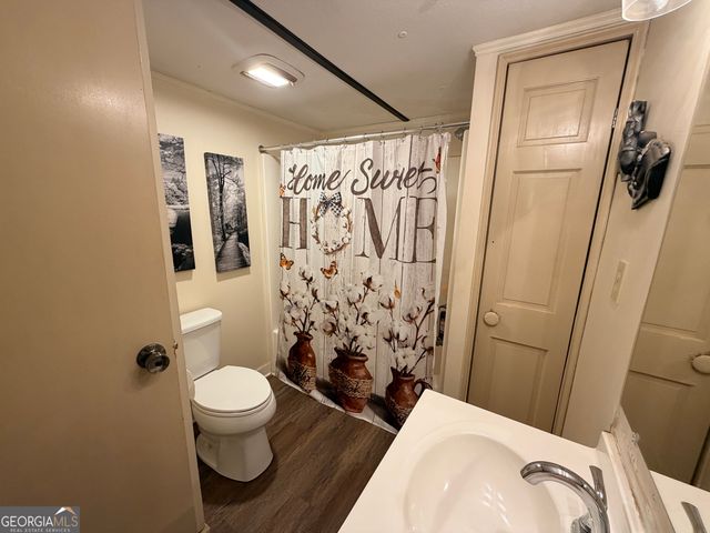 124 Church Street, Moreland, GA 30259