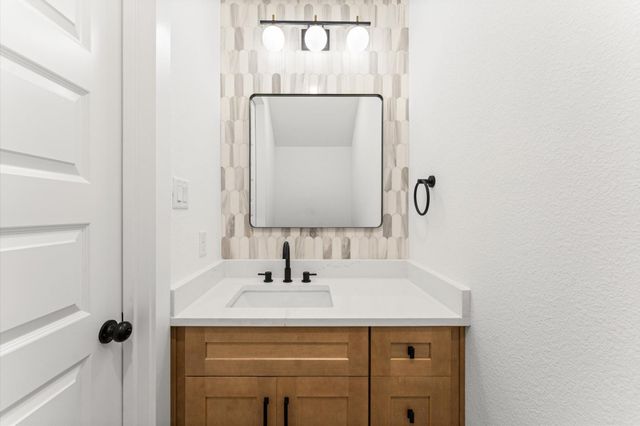 7128 Avenue Q, Houston, TX 77011