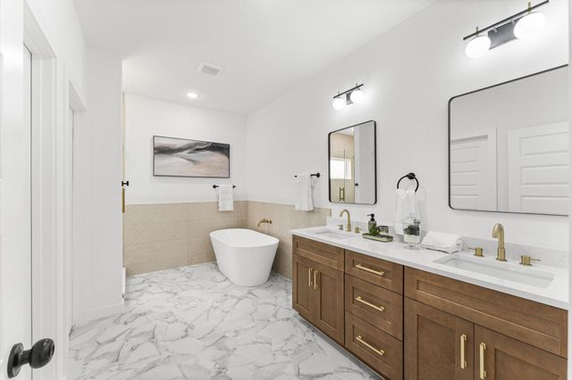 7128 Avenue Q, Houston, TX 77011