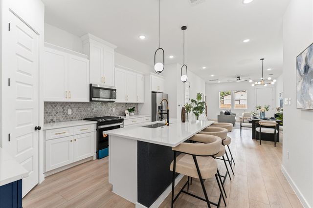 7128 Avenue Q, Houston, TX 77011