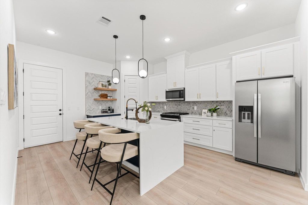 7128 Avenue Q, Houston, TX 77011