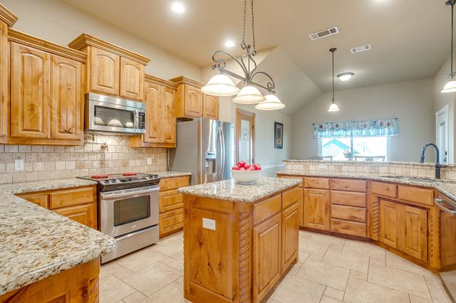 515 Morrow Road, Springtown, TX 76082