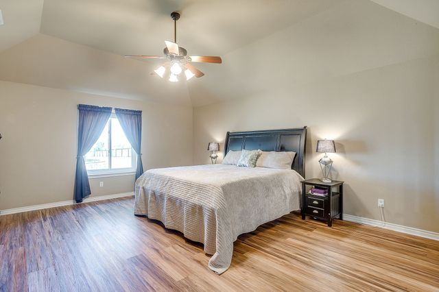 515 Morrow Road, Springtown, TX 76082