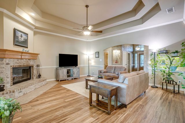 515 Morrow Road, Springtown, TX 76082