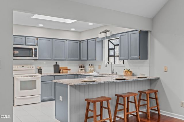 2090 Crawford Dairy Road, Chapel Hill, NC 27516