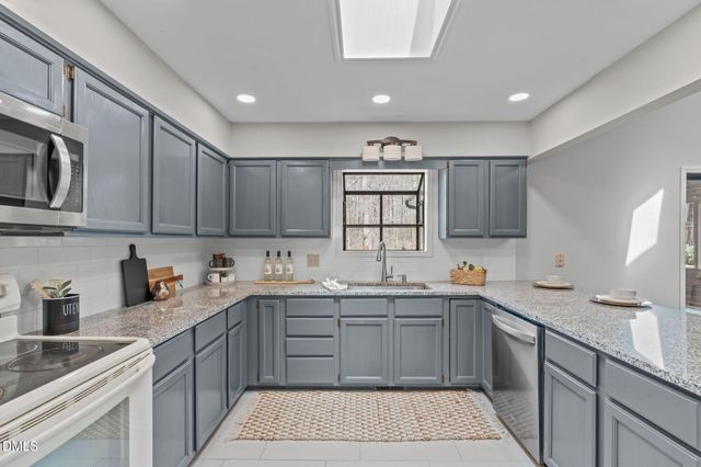 2090 Crawford Dairy Road, Chapel Hill, NC 27516