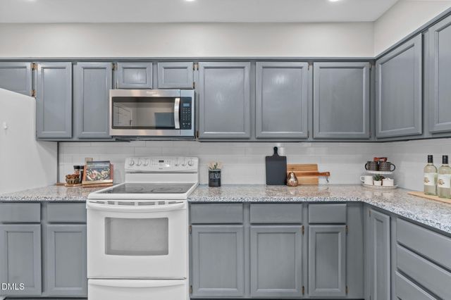 2090 Crawford Dairy Road, Chapel Hill, NC 27516