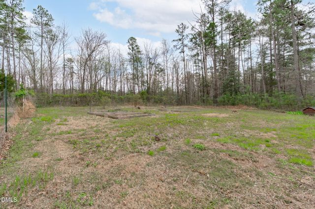 2090 Crawford Dairy Road, Chapel Hill, NC 27516