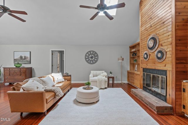 2090 Crawford Dairy Road, Chapel Hill, NC 27516