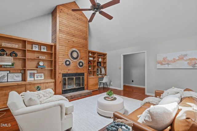 2090 Crawford Dairy Road, Chapel Hill, NC 27516